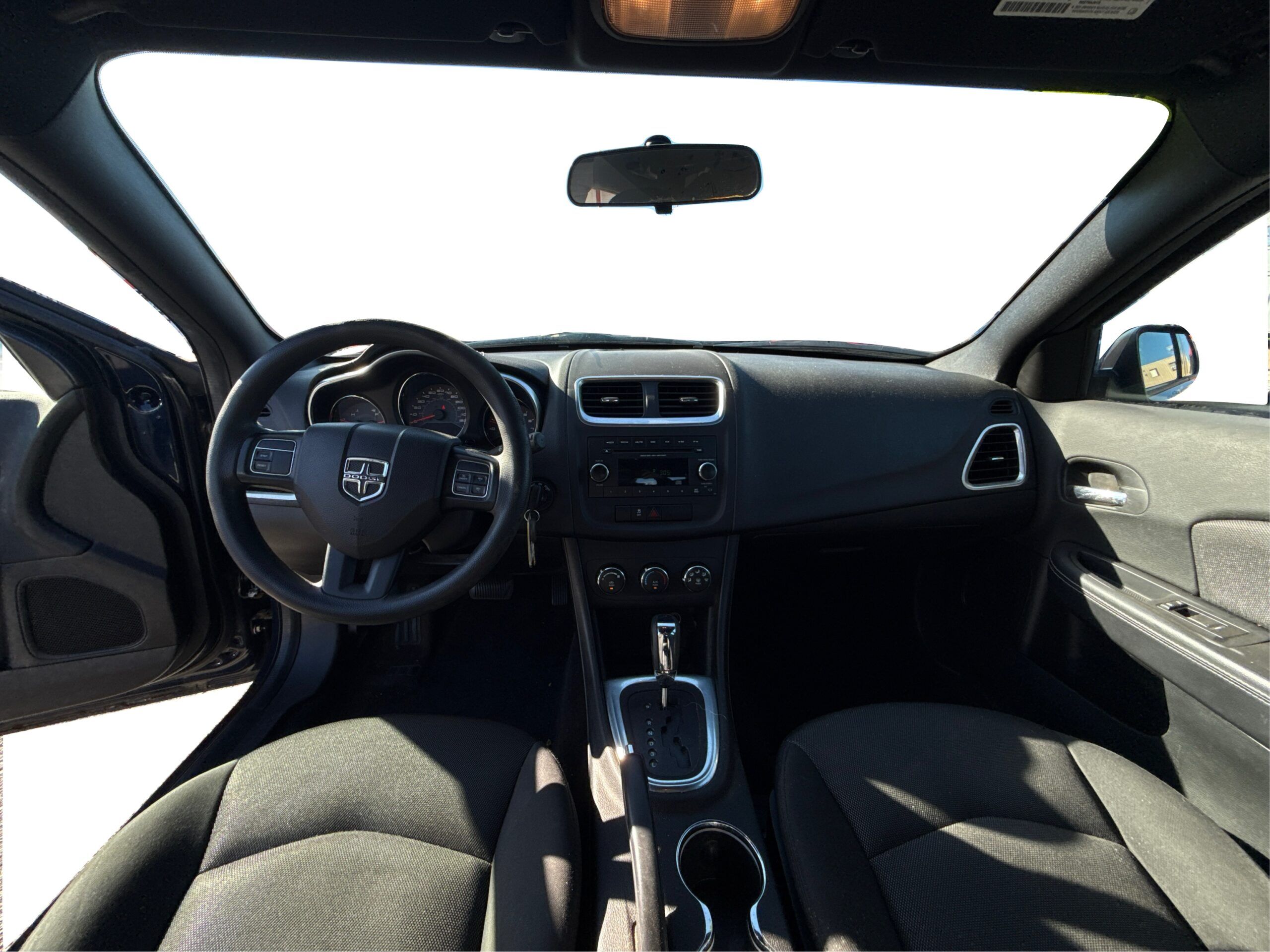 2_white_1764002784_in_001_1-5