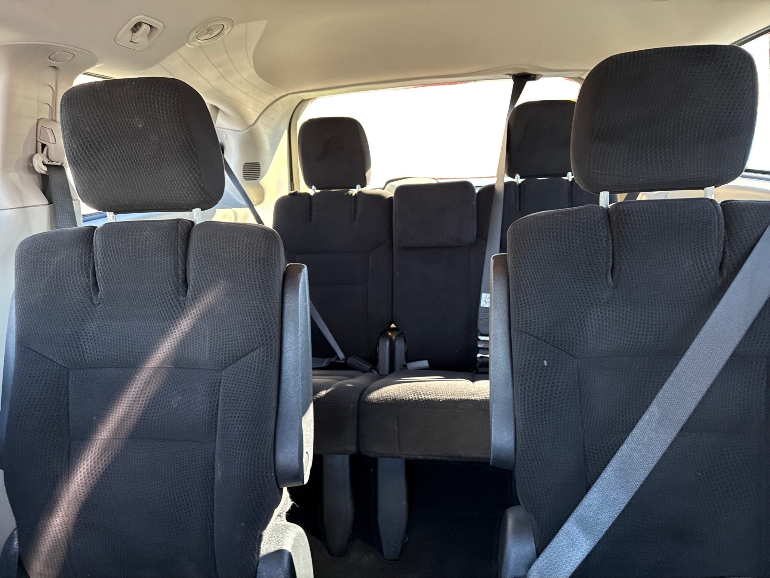 3_white_1768581010_in_001_2