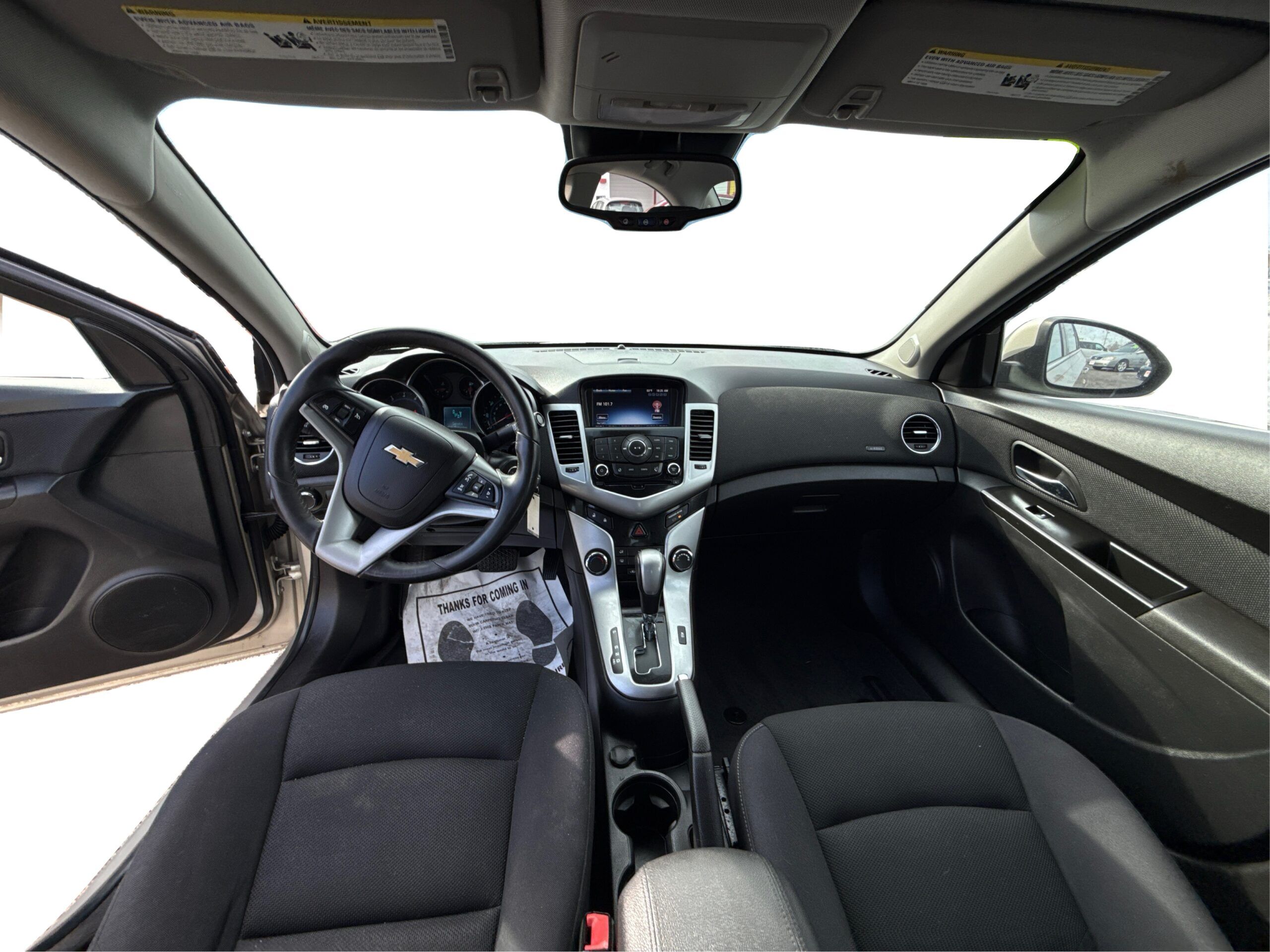 2_white_1770389182_in_001_1