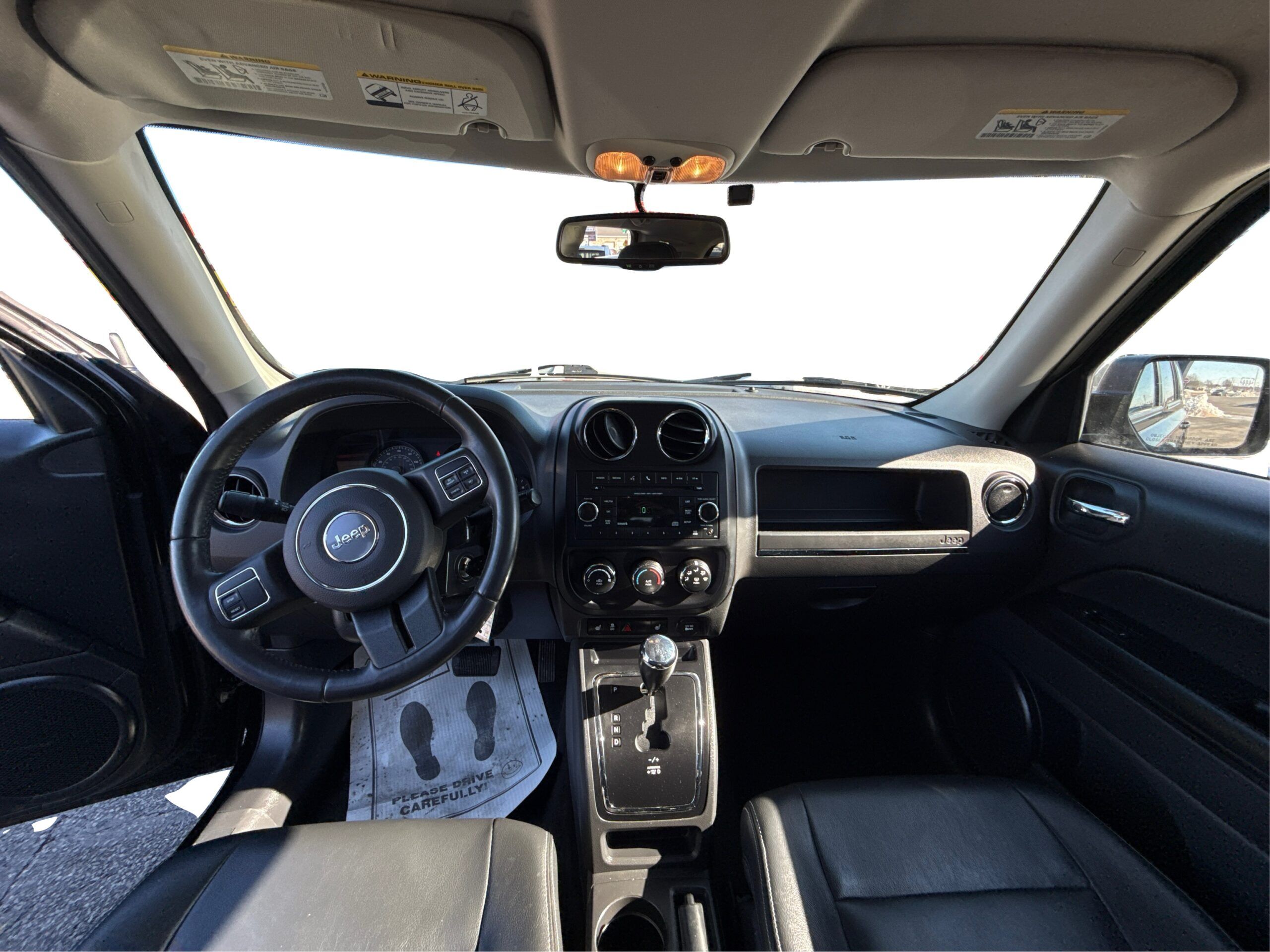 2_white_1770997900_in_001_1