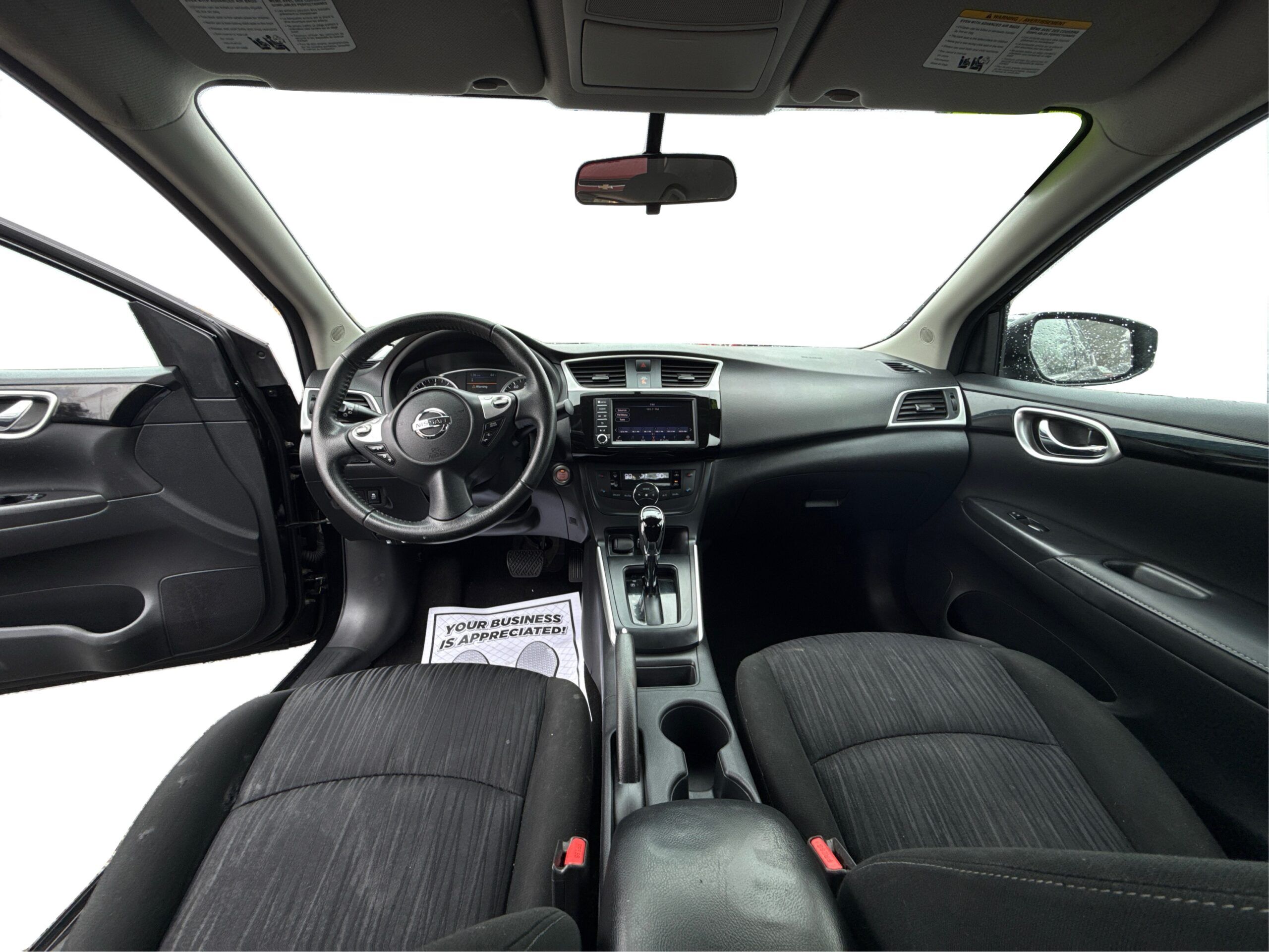 2_white_1772809998_in_001_1