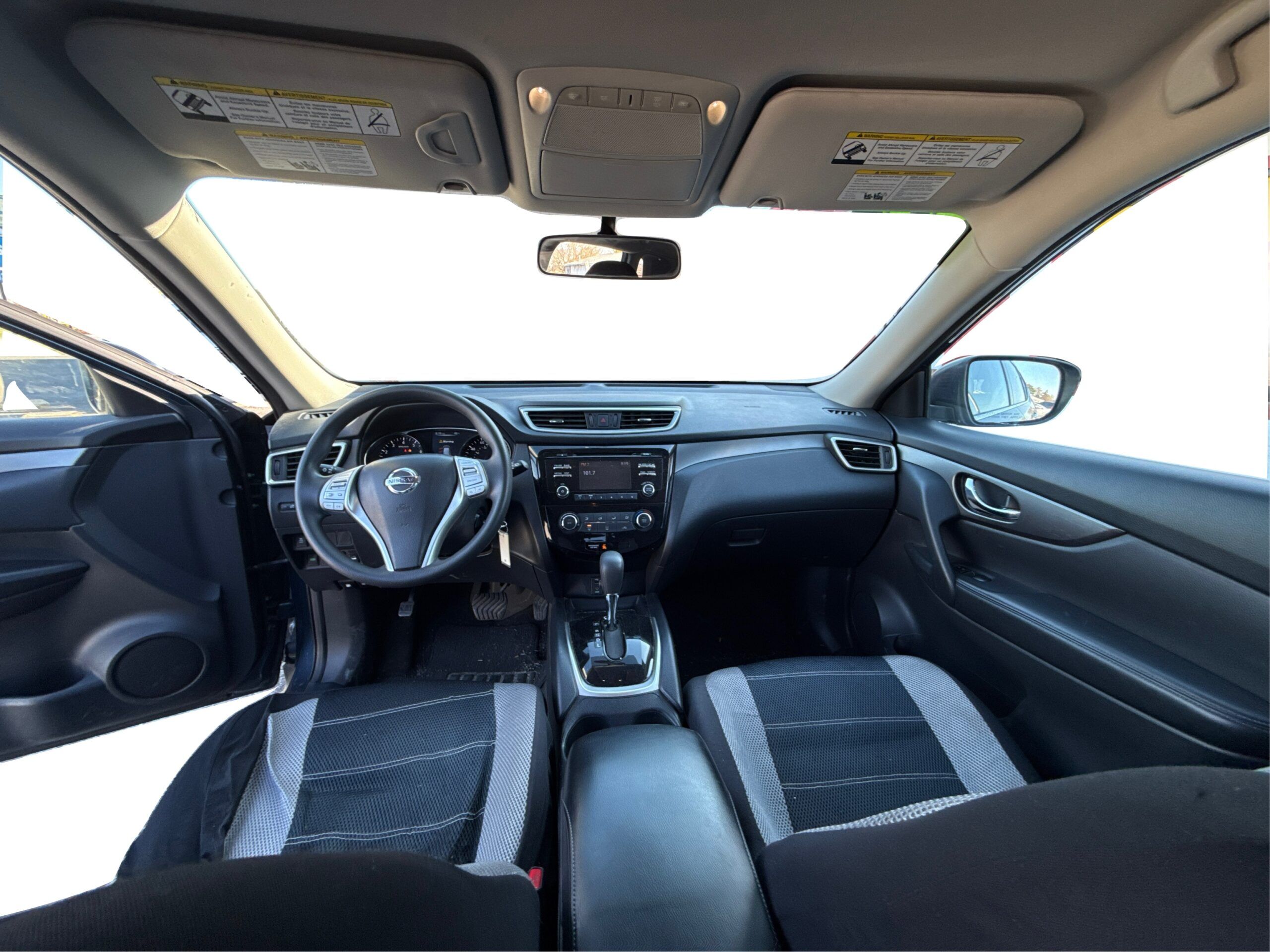 2_white_1774012820_in_001_1