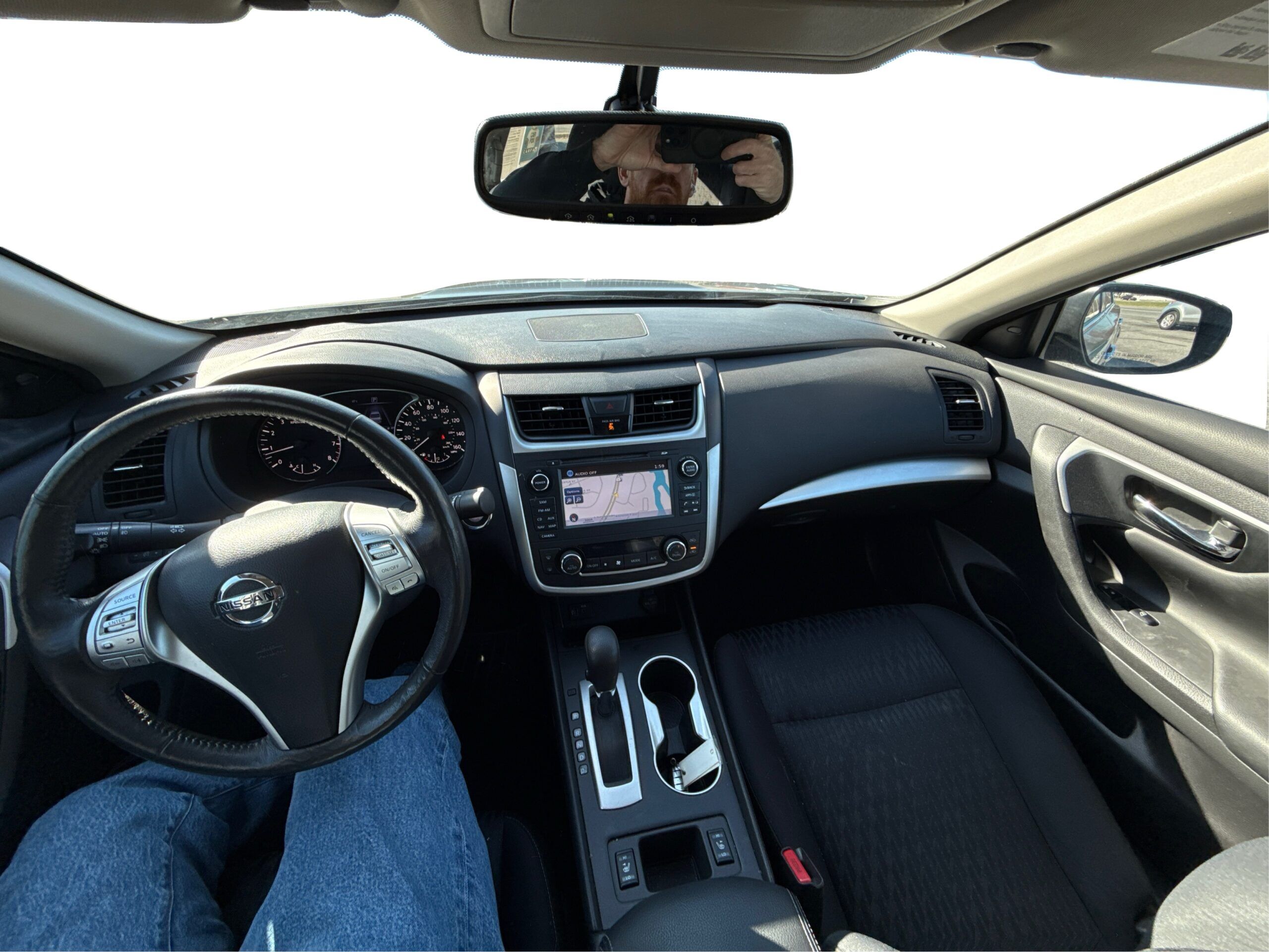 2_white_1774015202_in_001_1